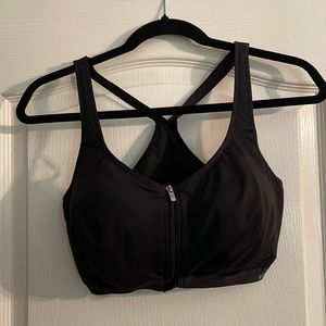 Victoria’s Secret Knockout Maximum Support Sports Bra